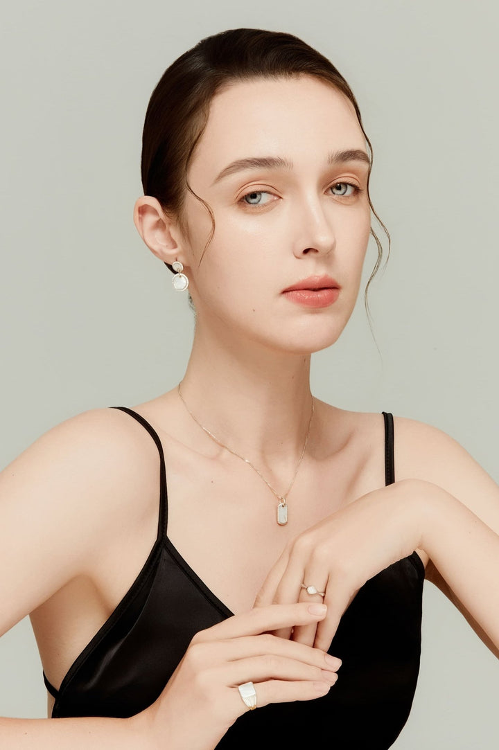 0.25Ct Mother - of - Pearl Tag Pendant with Diamonds - MoonClosing