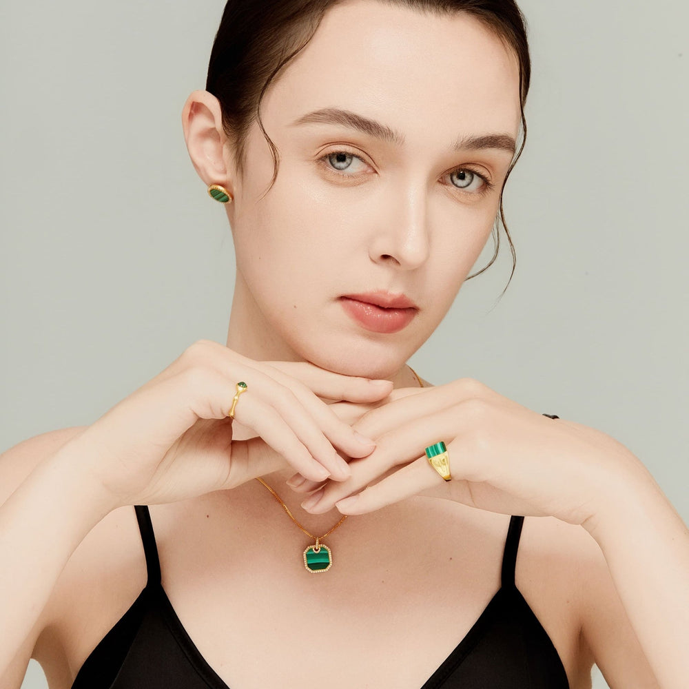 0.3Ct Square Malachite Pendant Paved with Diamonds - MoonClosing