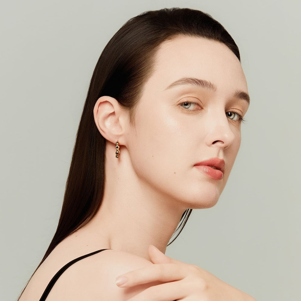 1.6Ct Gold Hoop Earrings with Rose Cut Black Diamonds - MoonClosing