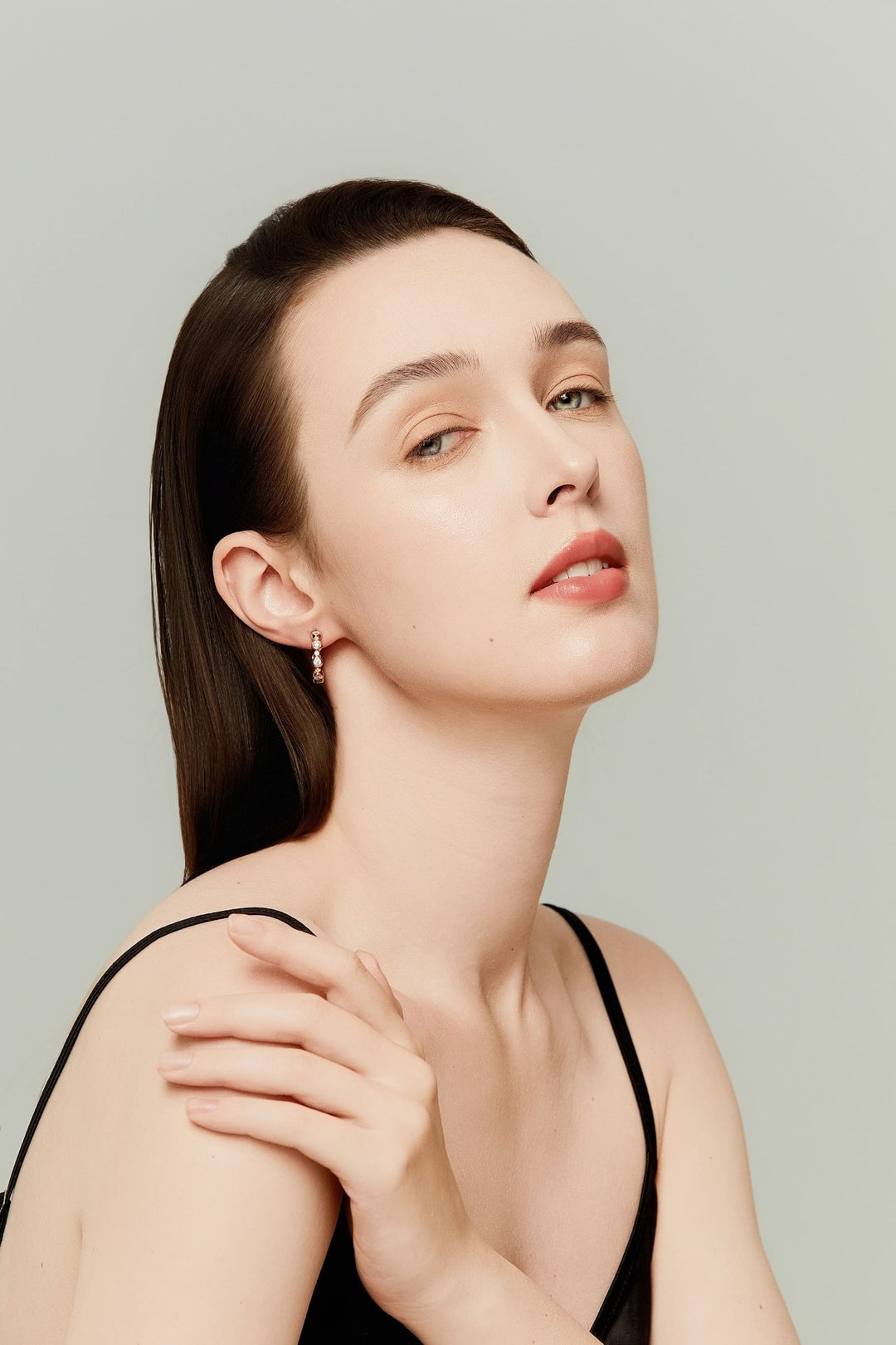 1.6Ct Hoop Earrings Paved with Diamonds - MoonClosing