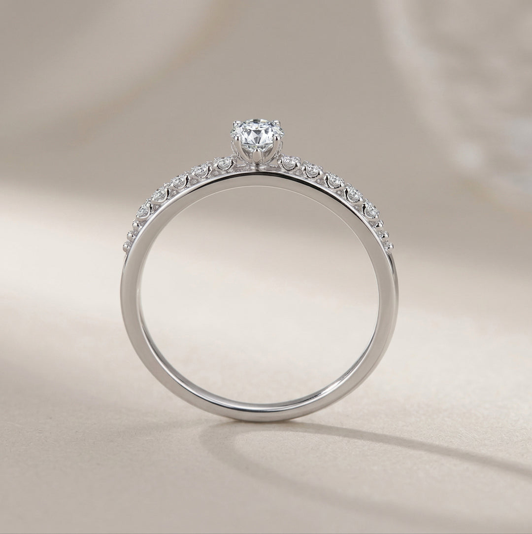 14K White Gold Brilliant-cut Diamond Ring